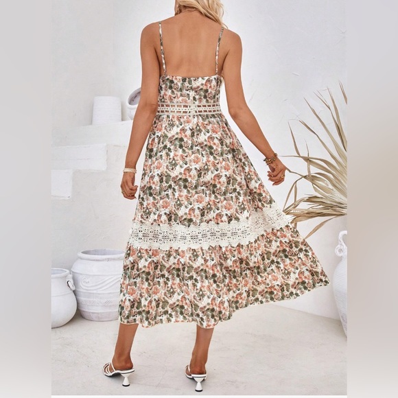 Mijas Floral Print Guipure Lace Insert Cami Dress - Picture 2 of 6